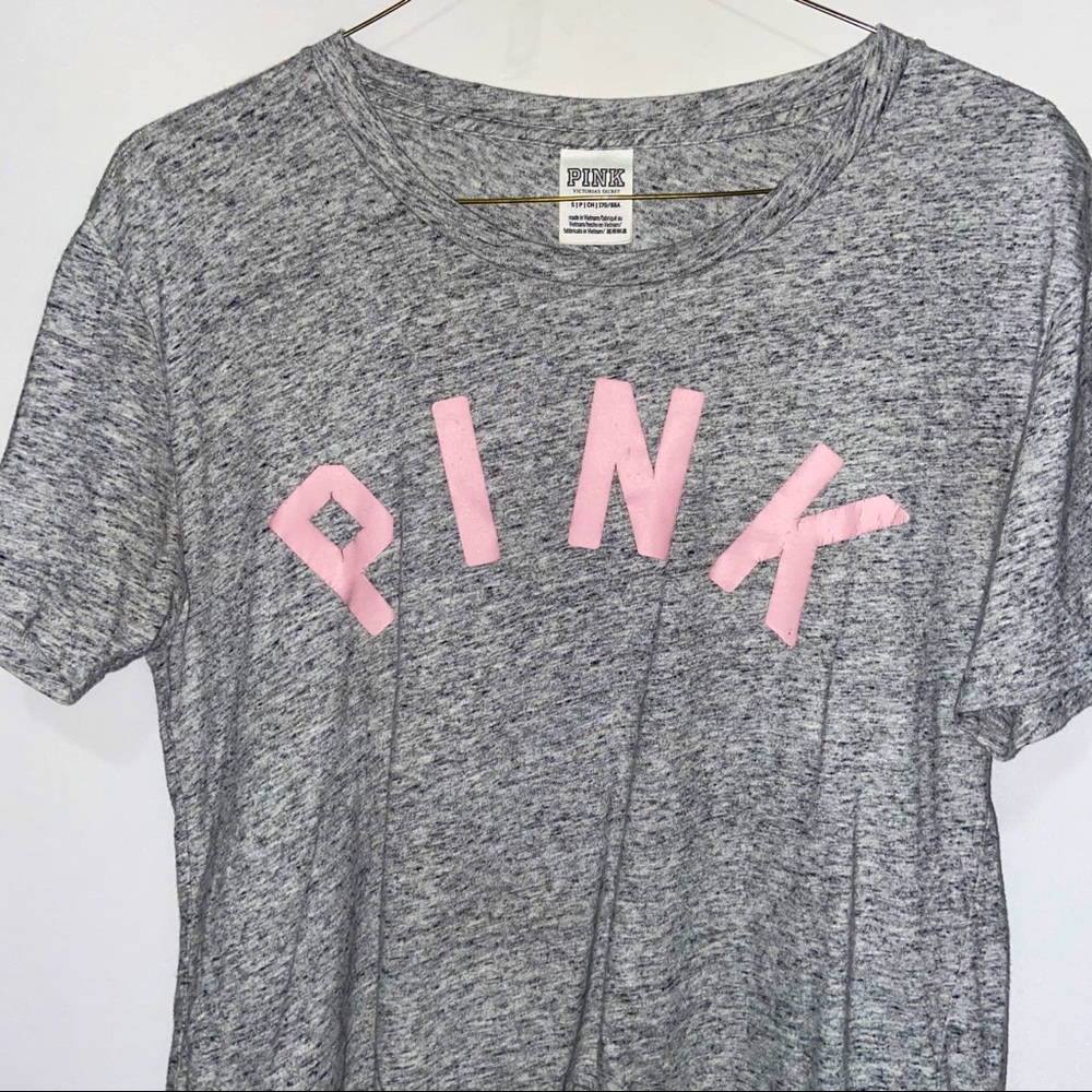 PINK Cropped Gray Tee Shirt
